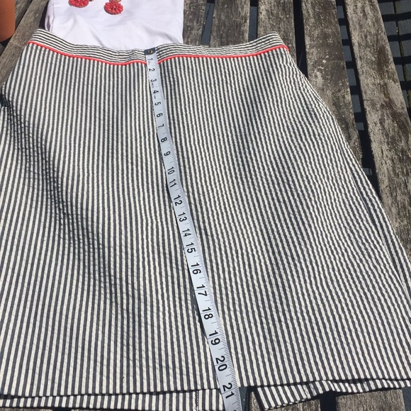 J. Crew The Pencil Skirt - Picture 3 of 7